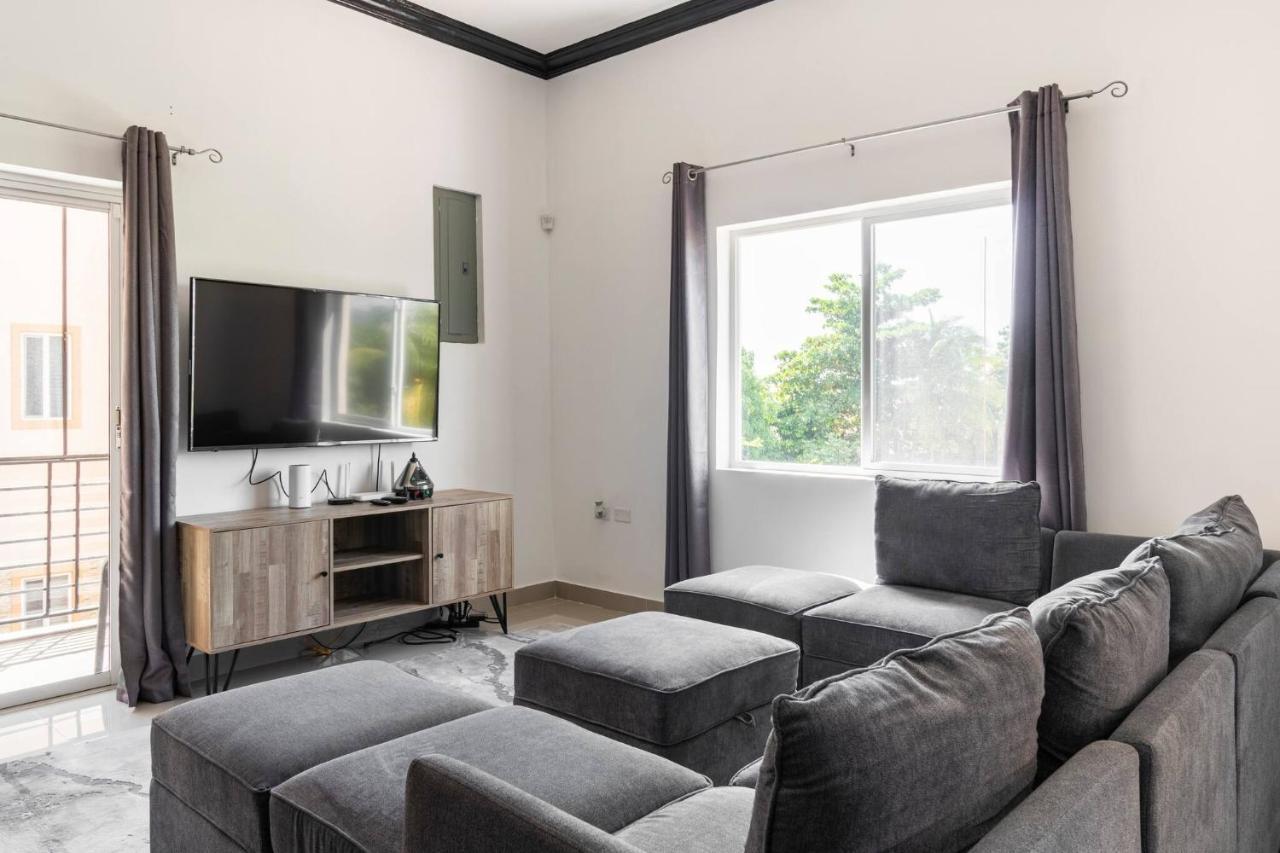 Brand New Pool Manor Park With Wifi Centrally-Located Kingston Exterior photo