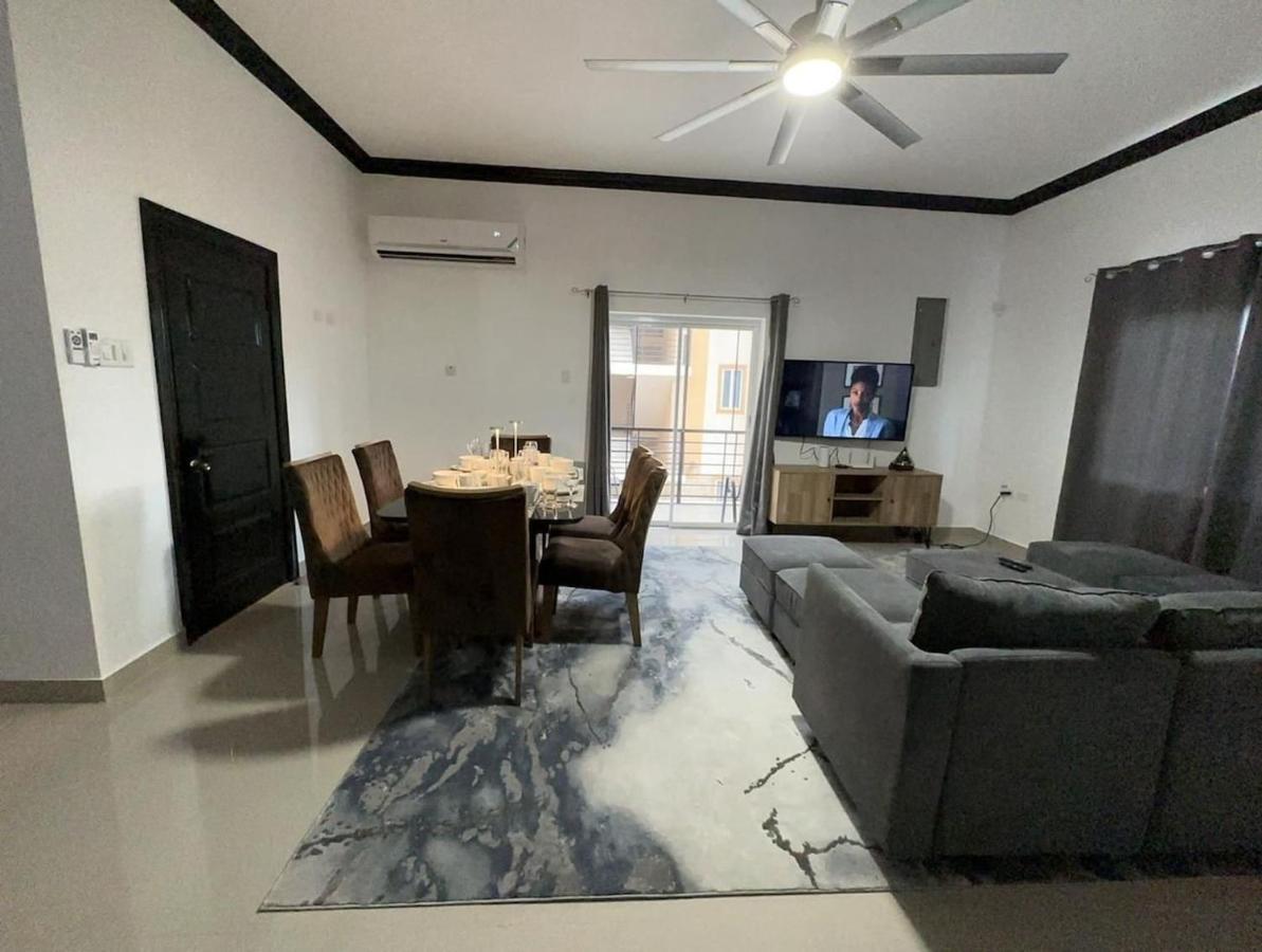 Brand New Pool Manor Park With Wifi Centrally-Located Kingston Exterior photo