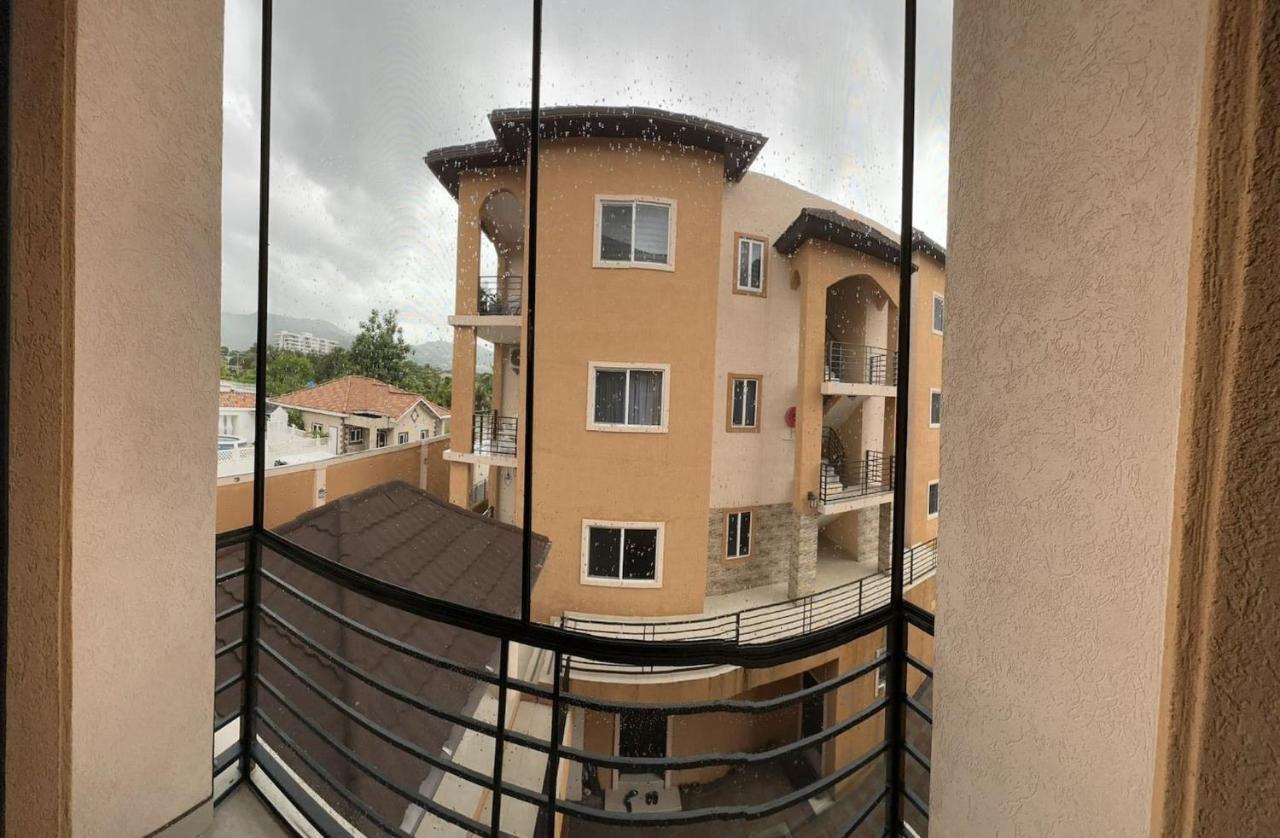 Brand New Pool Manor Park With Wifi Centrally-Located Kingston Exterior photo